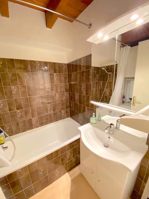 Joli duplex en centre station Apartment in Uvernet-Fours