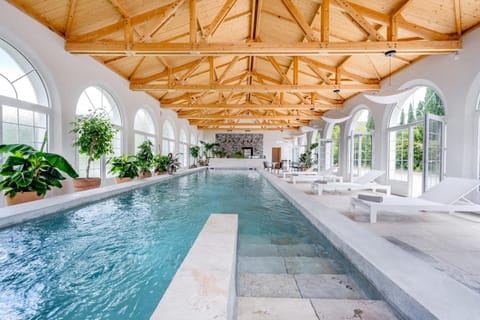 Swimming pool, Swimming pool