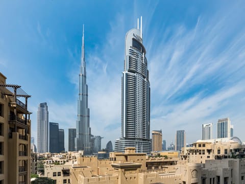 Property building, Nearby landmark, Day, City view, Landmark view