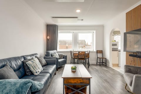 Communal lounge/ TV room, Living room