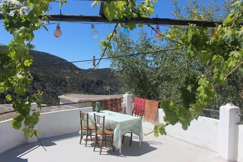 Spring, Natural landscape, Balcony/Terrace, Dining area, Mountain view