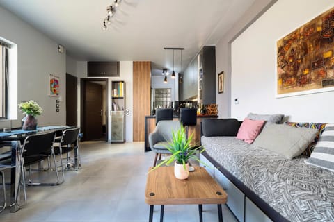 Villa Cicada Chania, steps from the beach, Car included House in Agia Marina