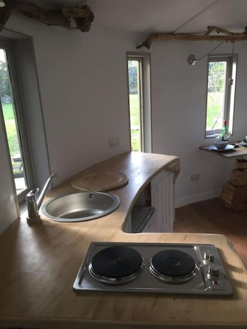 The Roundhouse - Unique space nestled in the trees Chalet in Wales