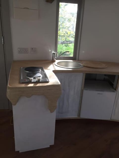 The Roundhouse - Unique space nestled in the trees Chalet in Wales