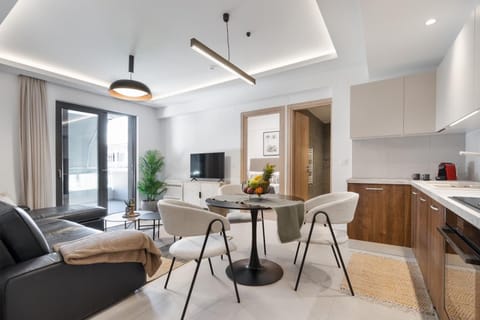 Living room, Seating area, Dining area, Supermarket/grocery shop, oven, stove