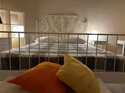 Nearby landmark, Bed, Bedroom, Sports, internet, wardrobe, wedding
