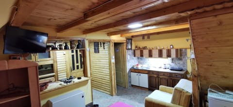 Oaza Mira House in Serbia