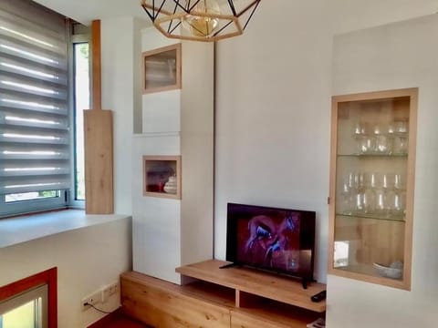 Living room, Lounge or bar