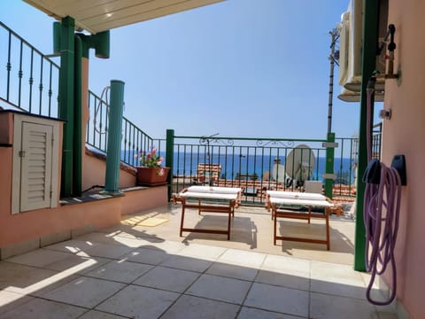 Balcony/Terrace, Dining area, Sea view