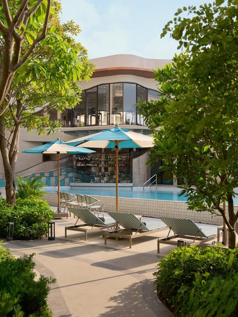Swimming pool