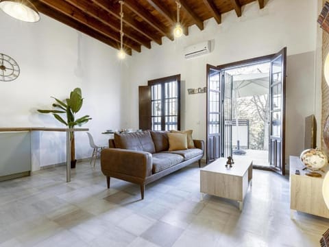 Balcony/Terrace, Living room