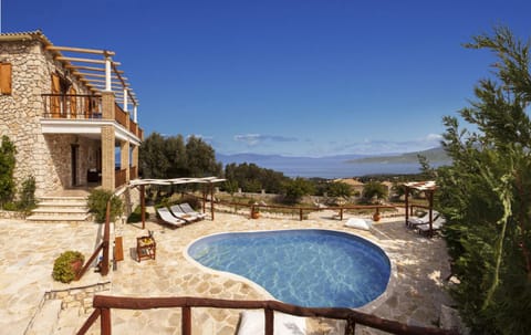 Facade/entrance, Sea view, Swimming pool