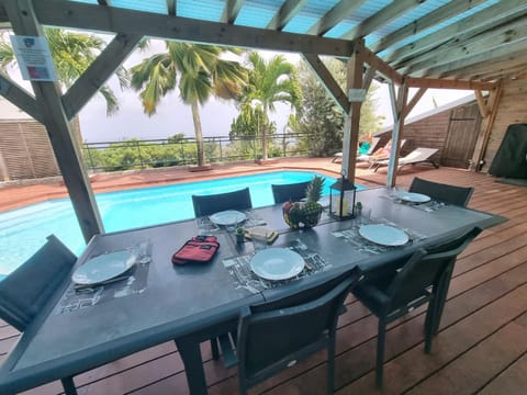 Patio, View (from property/room), Balcony/Terrace, Balcony/Terrace, Dining area, Pool view, Swimming pool, sunbed