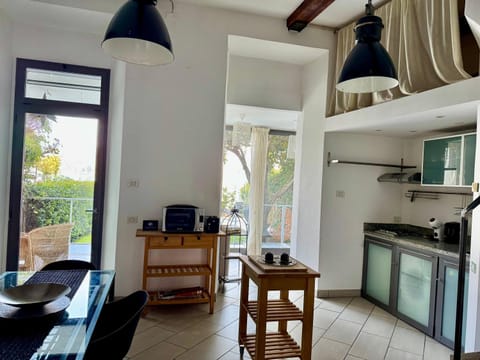 Rest and Relax Arona - On the lake Apartment in Arona