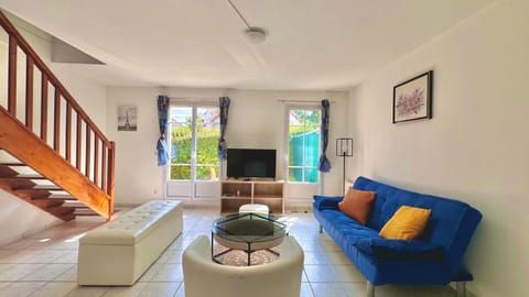 Maison 8min de Disney 6 couchages Apartment in Magny-le-Hongre