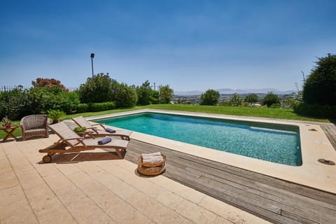 Day, Natural landscape, Garden view, Pool view, Swimming pool, Swimming pool, sunbed