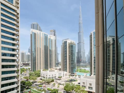City view, Location