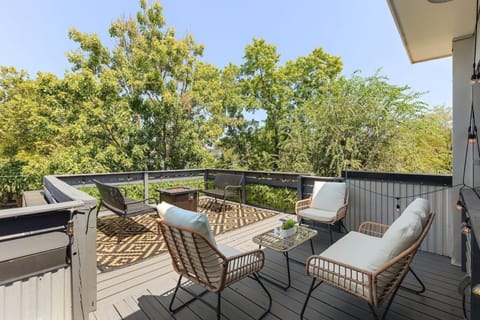 Patio, Balcony/Terrace