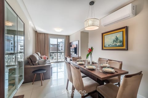 TV and multimedia, Living room, Dining area