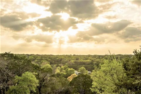 Stylish Garage Apartment by Reese Creek Apartment in Rio Grande