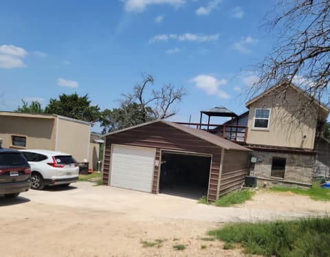 Stylish Garage Apartment by Reese Creek Apartment in Rio Grande