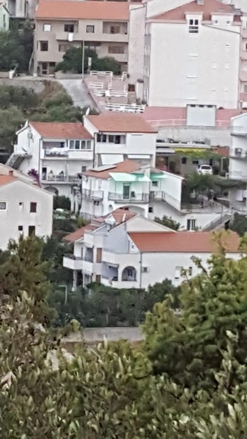 Apartments Šimić Apartment in Okrug Gornji