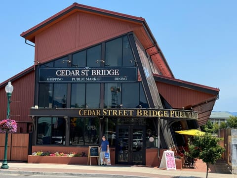 Downtown Beach & Ski Pad House in Sandpoint