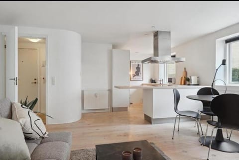 Living room, Dining area, kitchen