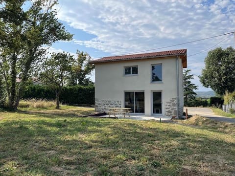 Property building, Garden, Garden view