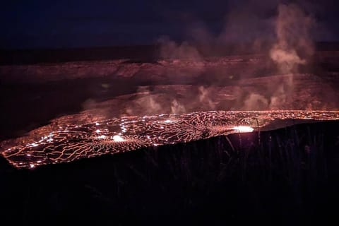 Local Living in Volcano Hawaii Breeze&5 mins to Volcano National Park House in Volcano