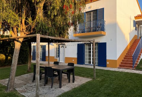 Property building, Balcony/Terrace