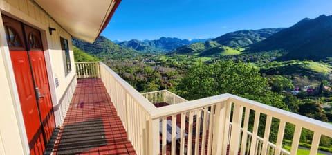 Spring, Day, Natural landscape, View (from property/room), Balcony/Terrace, Mountain view