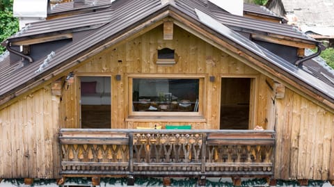 Property building, Balcony/Terrace