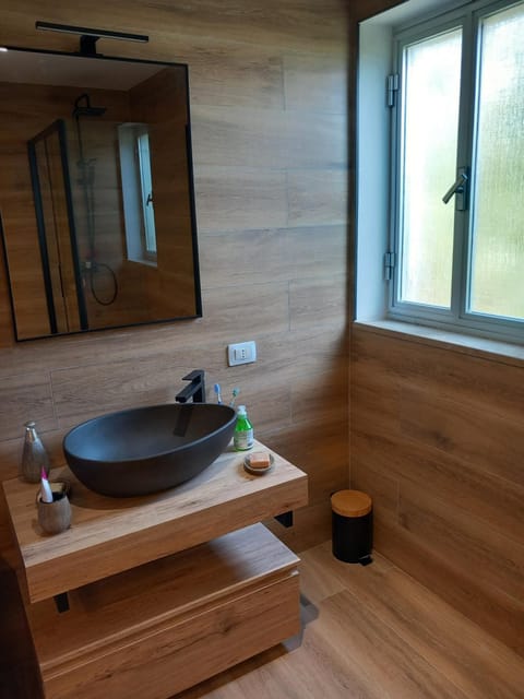 Luxury Garden Flat Apartment in Carbonia