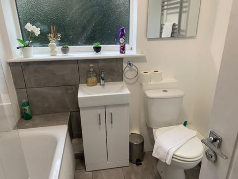 Toilet, Bathroom, Bath