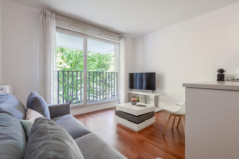 Communal lounge/ TV room, TV and multimedia, Living room, Seating area