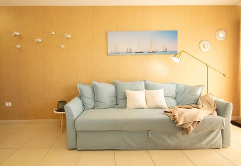 Living room, Lounge or bar
