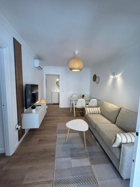 NT Centro Ciudad junto a Estación de Tren Apartment in Malaga