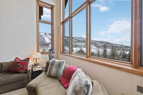 Highlands Lodge 401 by East West Hospitality Apartment in Beaver Creek