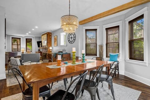 Fantastic Family Home in Central Mount Washington House in Pittsburgh