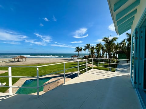 Natural landscape, View (from property/room), Balcony/Terrace, Sea view
