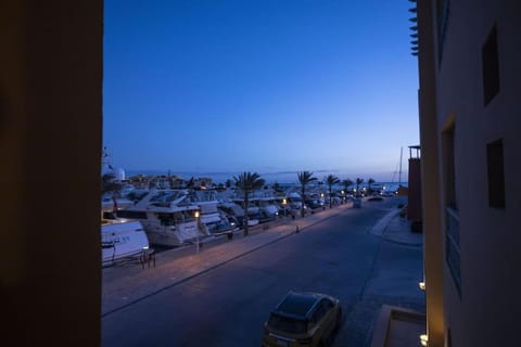 Sea view, Street view, Sunrise, Parking