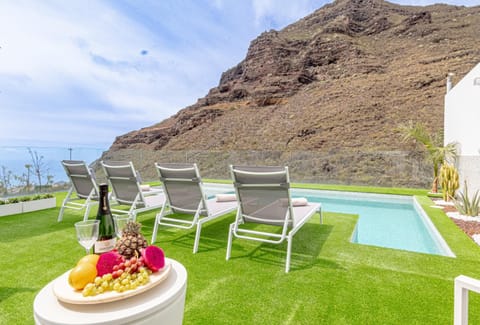 Balcony/Terrace, Pool view
