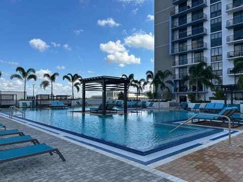 Swimming pool