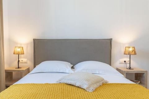 Naousa - 2BR Cycladic Town-House - Jasper Apartment in Naousa