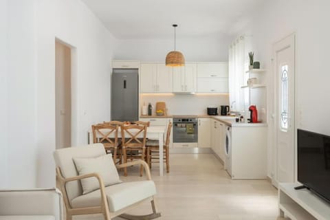 Naousa - 2BR Cycladic Town-House - Jasper Apartment in Naousa