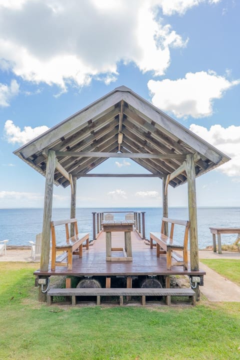 Patio, Spring, Natural landscape, Seating area, Beach, Sea view, sunbed