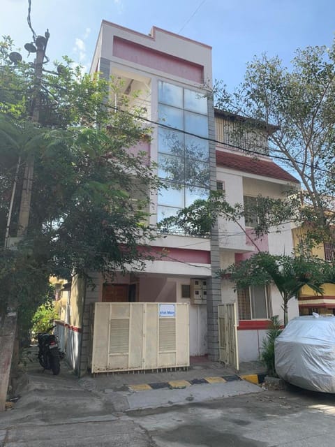 Property building, Parking