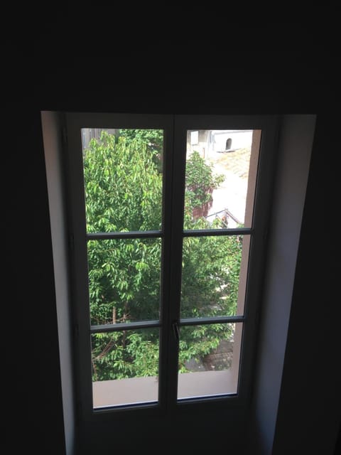 Vieux Port Panier Jardin Bed and Breakfast in Marseille