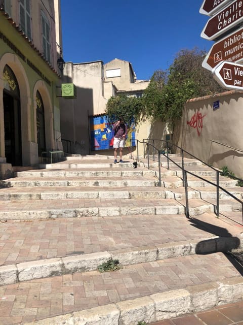 Vieux Port Panier Jardin Bed and Breakfast in Marseille